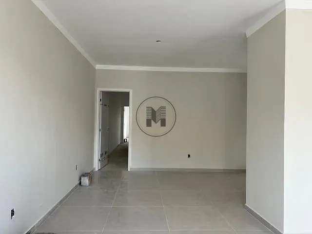 Casa 3 quartos e 2 banheiros, à venda, no bairro Jardim Continental II em Taubaté