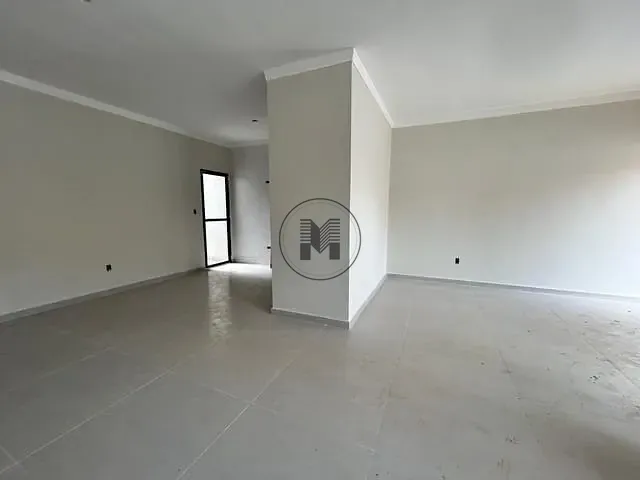 Casa 3 quartos e 2 banheiros, à venda, no bairro Jardim Continental II em Taubaté