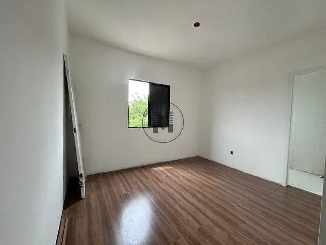 Casa 3 quartos e 2 banheiros, à venda, no bairro Jardim Continental II em Taubaté