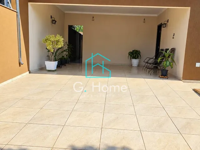 Casa com 252m² 3 quartos e 2 banheiros, à venda, no bairro Santa Rita 2 em Londrina