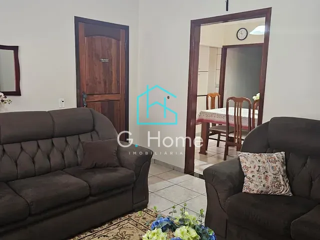Casa com 252m² 3 quartos e 2 banheiros, à venda, no bairro Santa Rita 2 em Londrina