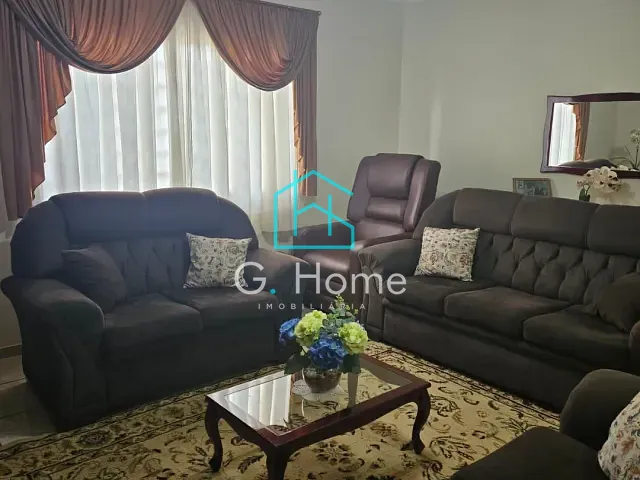 Casa com 252m² 3 quartos e 2 banheiros, à venda, no bairro Santa Rita 2 em Londrina