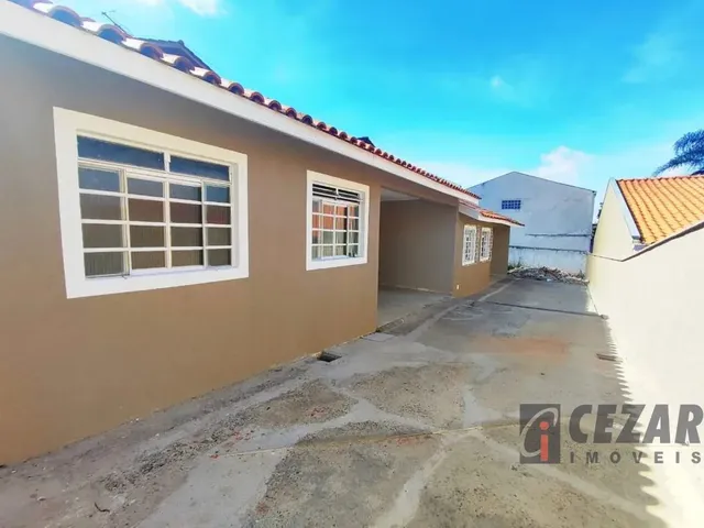 Casa 2 quartos e 1 banheiro, para alugar, no bairro Bairro Alto em Curitiba