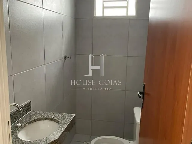 Casa com 135m² 2 quartos e 1 banheiro, à venda, no bairro Residencial Solar Ville em Goiânia