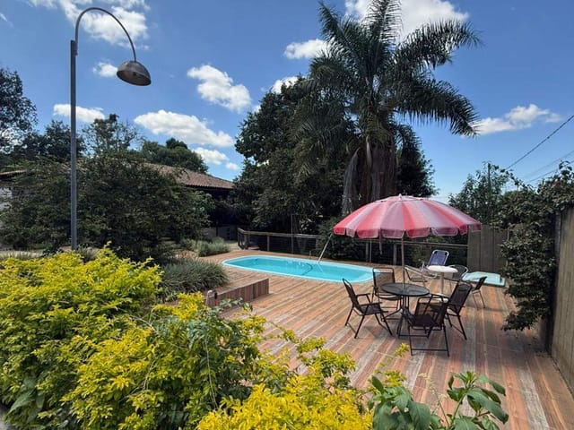 Casa com 159m² 1 quarto e 3 banheiros, à venda, no bairro Oficinas em Ponta Grossa
