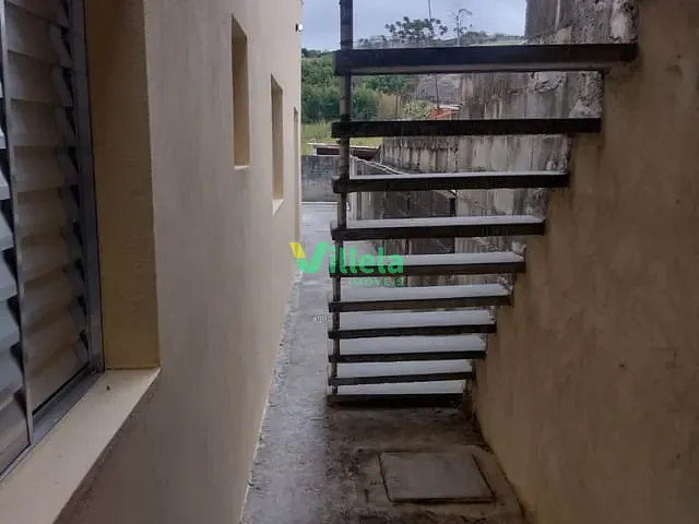 Casa 1 quarto e 1 banheiro, à venda, no bairro Jardim Nicea em Itaquaquecetuba