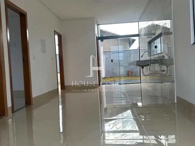 Casa com 150m² 3 quartos e 2 banheiros, à venda, no bairro Jardim Decolores em Trindade