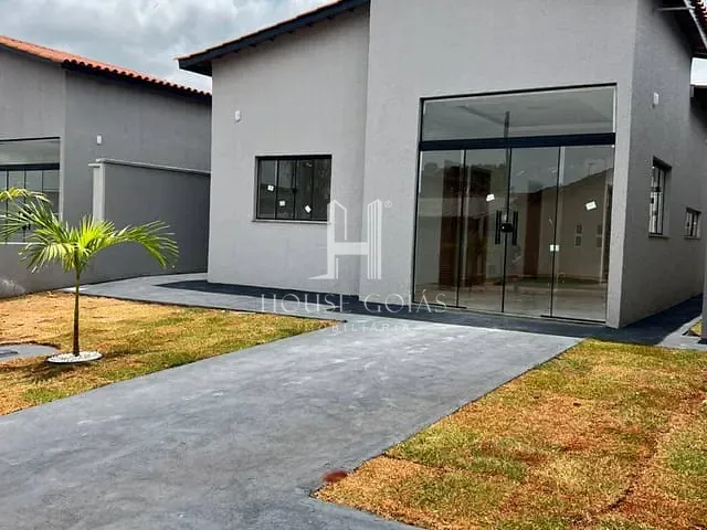Casa com 150m² 3 quartos e 2 banheiros, à venda, no bairro Jardim Decolores em Trindade