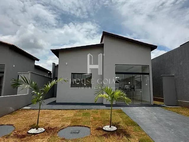 Casa com 150m² 3 quartos e 2 banheiros, à venda, no bairro Jardim Decolores em Trindade