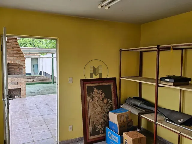 Casa com 365m² 3 quartos e 2 banheiros, à venda, no bairro Parque das Flores em Taubaté