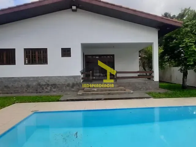 Casa com 680m² 3 quartos e 6 banheiros, à venda, no bairro Jardim do Golf I em Jandira