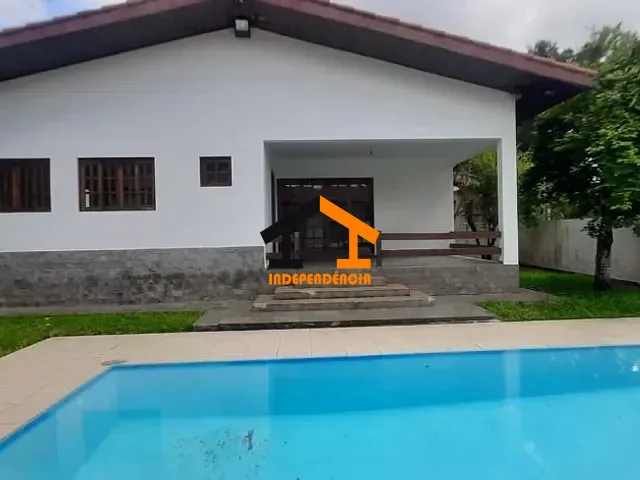 Casa com 680m² 3 quartos e 6 banheiros, à venda, no bairro Jardim do Golf I em Jandira