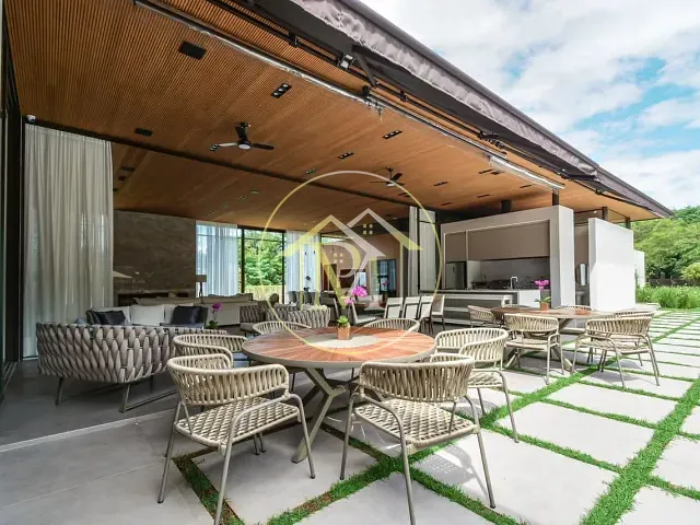 Casa 6 quartos e 7 banheiros, à venda ou para alugar, no bairro Fase 4 em Porto Feliz