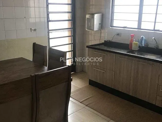 Casa com 244m² 3 quartos e 3 banheiros, à venda, no bairro Vila Carvalho em Sorocaba