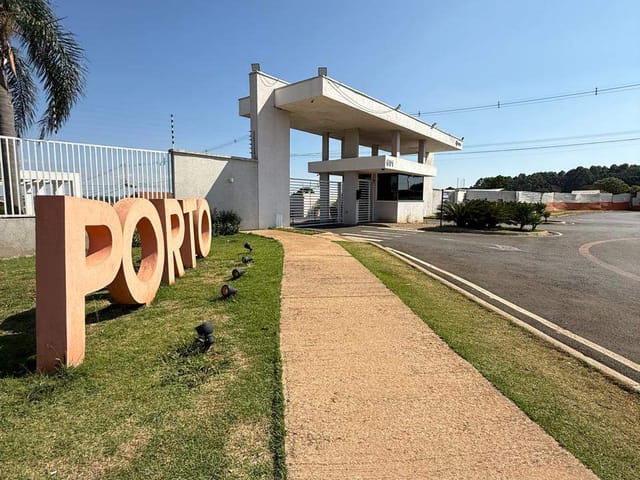 Casa com 48m² 2 quartos e 1 banheiro, à venda, no bairro Chapada em Ponta Grossa