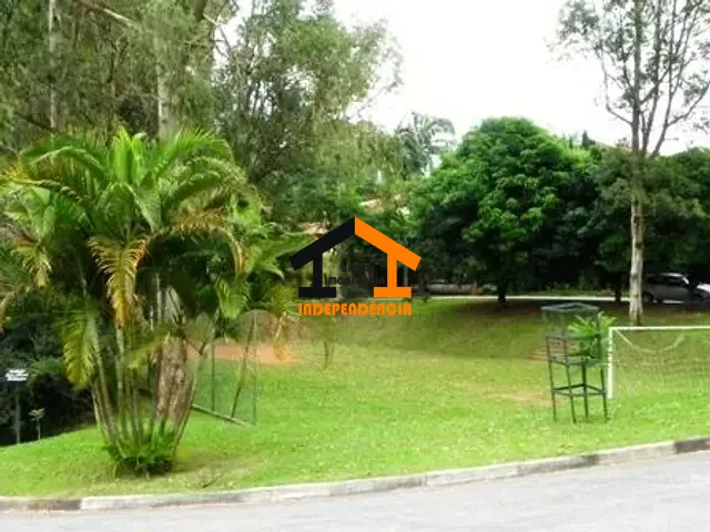 Casa com 10000m² 3 quartos e 5 banheiros, à venda, no bairro Granja Viana em Cotia