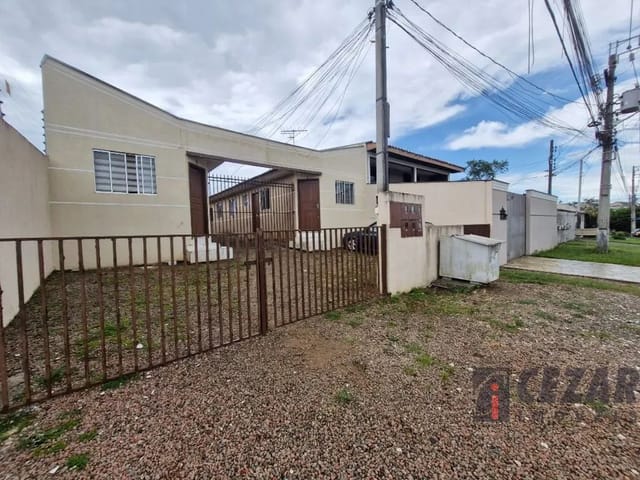 Casa 2 quartos e 2 banheiros, para alugar, no bairro Bairro Alto em Curitiba