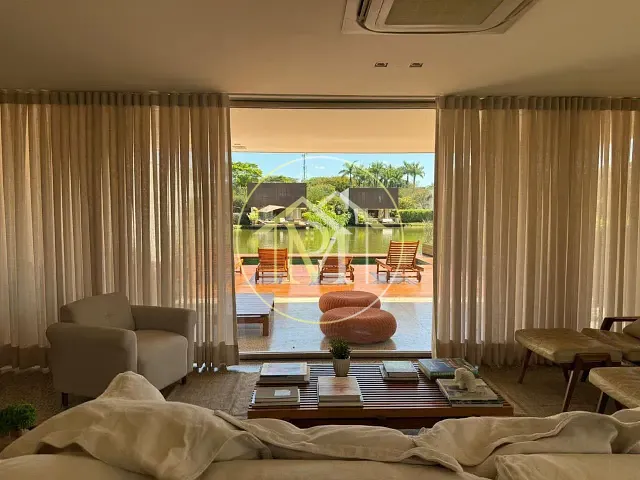 Casa 4 quartos e 5 banheiros, para alugar, no bairro Villa Fasano dos Lagos em Porto Feliz
