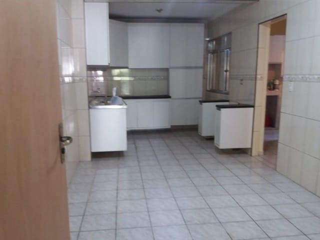 Casa com 250m² 2 quartos e 2 banheiros, à venda, no bairro Vila Campesina em Osasco