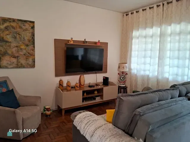 Casa com 261m² 2 quartos e 1 banheiro, à venda, no bairro Vila Cavaton em São Paulo
