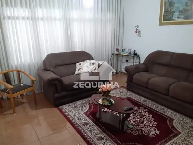 Casa com 140m² 3 quartos e 2 banheiros, à venda, no bairro Centro em Osasco