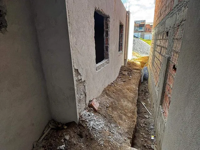 Casa 3 quartos e 2 banheiros, à venda, no bairro São Marcos em Macaé