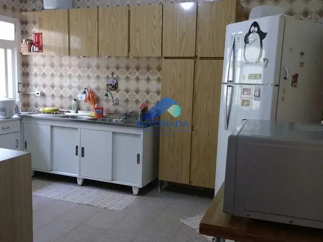 Casa com 400m² 3 quartos e 2 banheiros, à venda, no bairro Porto Novo em Caraguatatuba