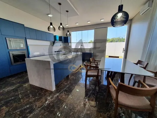 Casa com 364m² 3 quartos e 5 banheiros, à venda ou para alugar, no bairro Residencial Flor D'Aldeia em Holambra