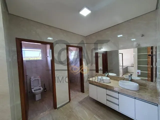 Casa com 364m² 3 quartos e 5 banheiros, à venda ou para alugar, no bairro Residencial Flor D'Aldeia em Holambra