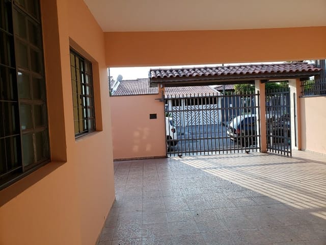 Foto do Casa - Casa com 3 dormitórios para alugar, 130 m² - Jardim Miriam - Vinhedo/SP | Sterzeck Imóveis
