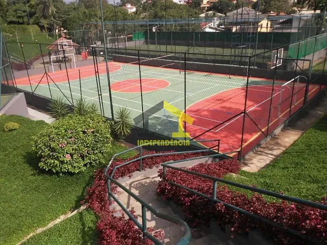 Casa com 600m², à venda ou para alugar, no bairro Jardim do Golf I em Jandira