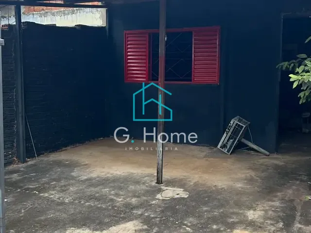 Casa 3 quartos e 2 banheiros, à venda, no bairro Conjunto Habitacional Alexandre Urbanas em Londrina