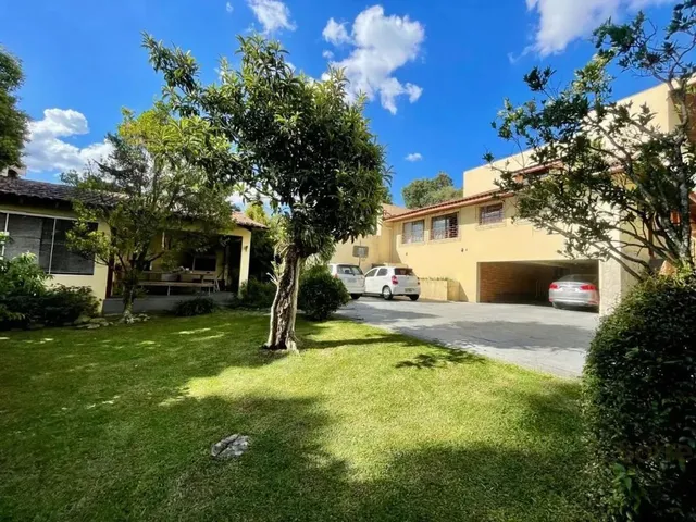 Casa com 636m² 3 quartos e 3 banheiros, à venda, no bairro Batel em Curitiba
