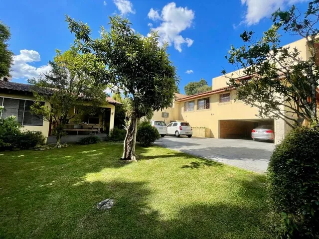 Casa com 636m² 3 quartos e 4 banheiros, à venda, no bairro Batel em Curitiba