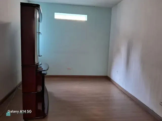 Casa com 207m² 2 quartos e 2 banheiros, para alugar, no bairro Vila Nina em São Paulo