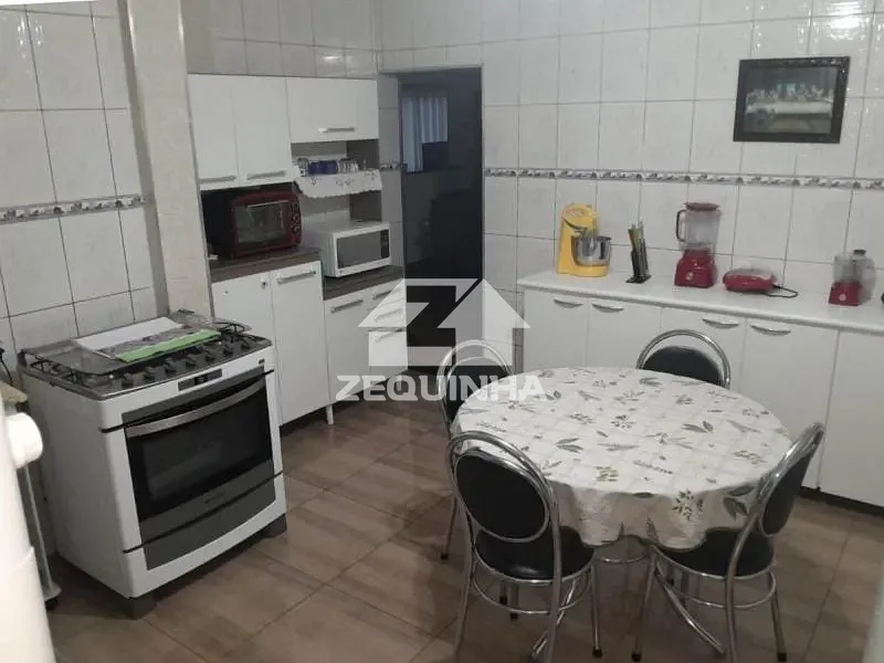 Casa, 4 quartos, 304 m² - Foto 9