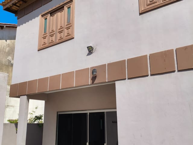 Casa com 300m² 4 quartos e 4 banheiros, à venda, no bairro Tropical em Campos dos Goytacazes