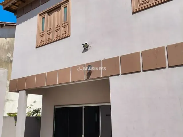 Casa com 300m² 4 quartos e 4 banheiros, à venda, no bairro Tropical em Campos dos Goytacazes