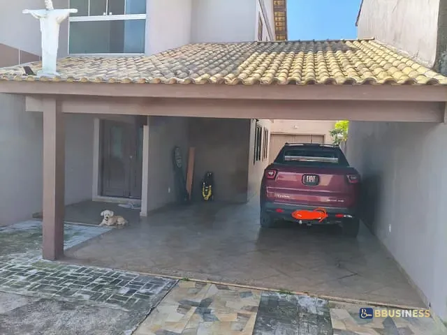 Casa com 300m² 4 quartos e 4 banheiros, à venda, no bairro Tropical em Campos dos Goytacazes
