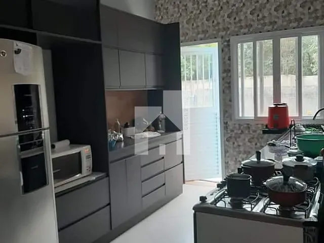 Casa com 200m² 3 quartos e 2 banheiros, à venda, no bairro Jardim Celeste em Jundiaí