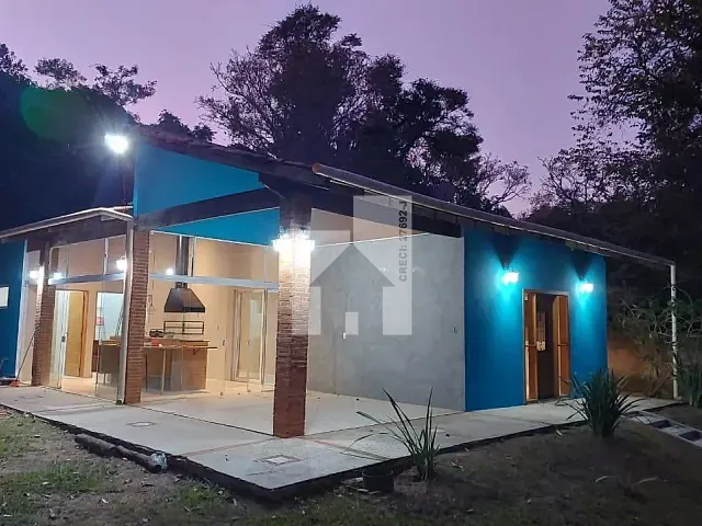 Casa com 2000m² 3 quartos e 2 banheiros, à venda, no bairro Jardim Celeste em Jundiaí