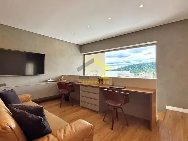Casa com 576m² 4 quartos e 5 banheiros, à venda, no bairro Alphaville em Santana de Parnaíba