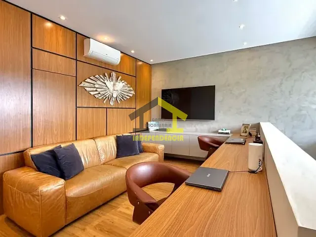 Casa com 576m² 4 quartos e 5 banheiros, à venda, no bairro Alphaville em Santana de Parnaíba