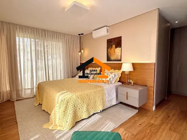 Casa com 576m² 4 quartos e 5 banheiros, à venda, no bairro Alphaville em Santana de Parnaíba