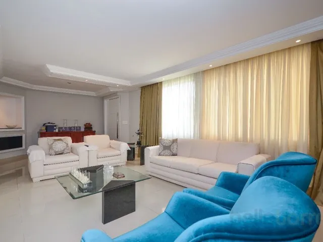Casa com 357m² 4 quartos e 5 banheiros, à venda, no bairro São Braz em Curitiba