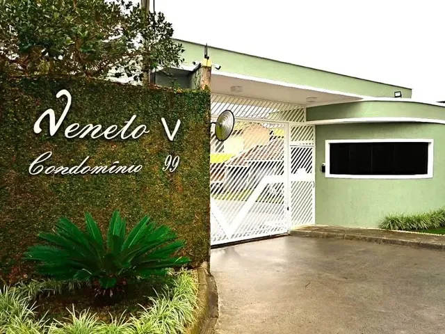 Casa com 357m² 4 quartos e 4 banheiros, à venda, no bairro São Braz em Curitiba