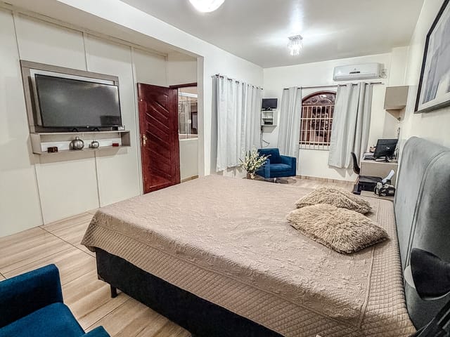 Casa 5 quartos e 5 banheiros, à venda, no bairro Sol e Mar em Macaé