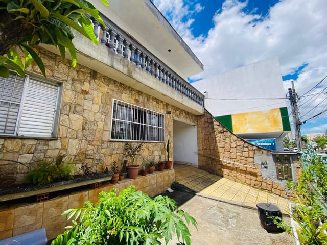 Casa 4 quartos e 3 banheiros, à venda, no bairro Santa Paula em São Caetano do Sul