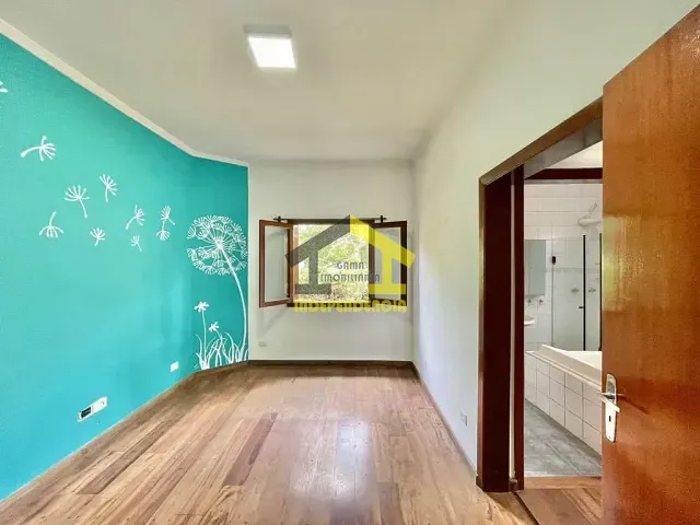 Casa com 625m² 5 quartos e 3 banheiros, à venda, no bairro Parque Viana em Barueri