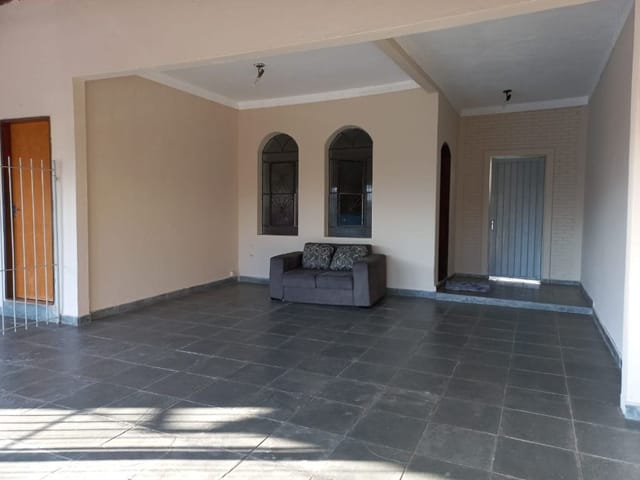Foto do Casa - Casa com 3 dormitórios para alugar, 116 m² por R$ 2.600,00/mês - Jardim Satélite - São José dos Campos/SP | INDEPENDENCE NEGOCIOS IMOBILIARIOS LTDA
